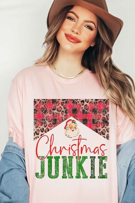 CHRISTMAS JUNKIE GRAPHIC TEE / T-SHIRT